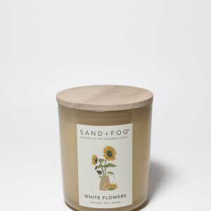 White Flowers 10 oz scented candle