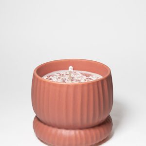 Amber & Fig 10 oz scented candle