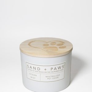 Sand + Paws Ocean Mist 12 oz scented candle