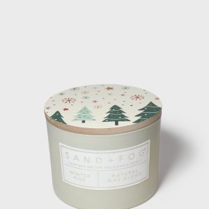 Winter Pine 12 oz scented candle