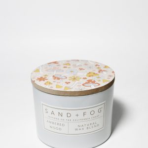 Ambered Wood 12 oz scented candle