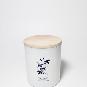 White Flowers Natural Home 11.5 oz scented candle