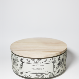 Teakwood 34 oz scented candle