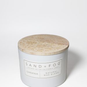 Gardenia 12 oz scented candle